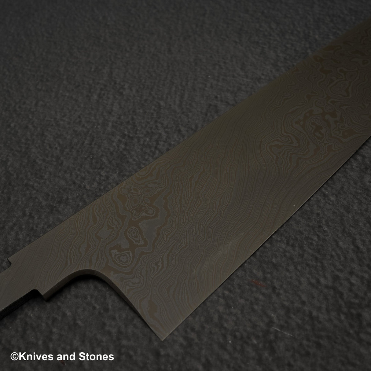 Shoichi Hashimoto (橋本庄市) White / Blue Coreless Gyuto "Tobikumo とびくも" 240mm Blade Only