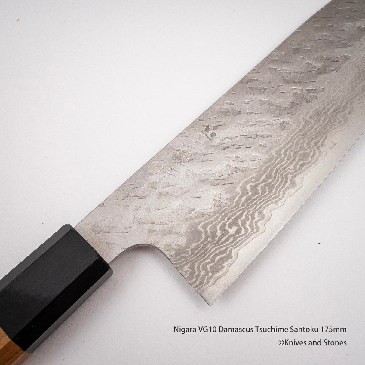 Nigara VG10 Damascus Tsuchime Santoku 175mm