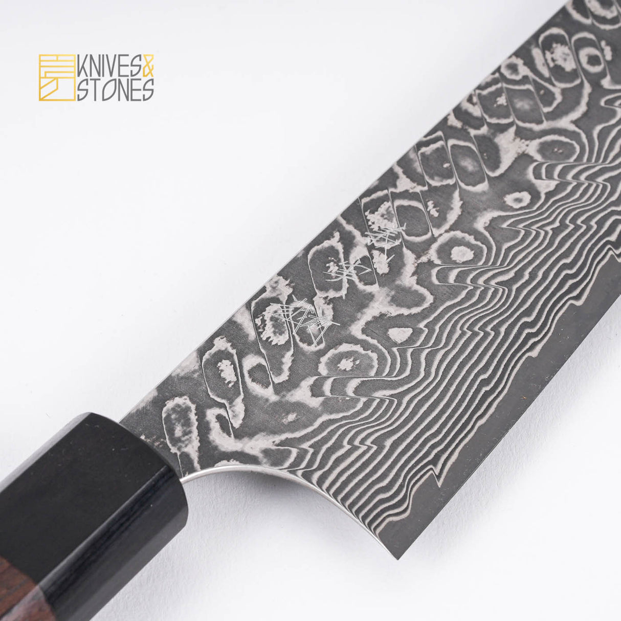 Yoshimi Kato (Kintaro) SG2 / R2 Damascus Gyuto 210 mm