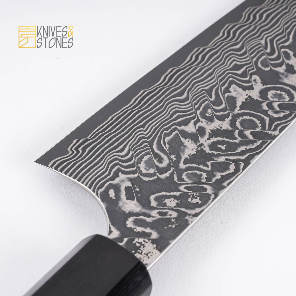 Yoshimi Kato (Kintaro) SG2 / R2 Damascus Gyuto 210 mm